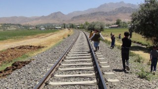 Van'da 5 mahalleye korku salan tren hattı, Meclis gündemine taşındı