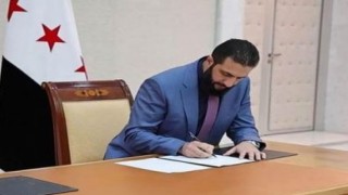Ahmed Şara kararnamesi: Kürtçe seçmeli ders, Newroz resmi tatil