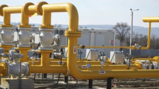 "İran, Türkiye'ye doğal gaz akışını kesti"