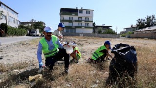 Edremit’te temizlik seferberliği Selahattin Eyyubi ve Kurubaş mahallelerinde sürdü