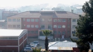 Manisa'da okul önünde silahlı saldırı: 8 yaralı