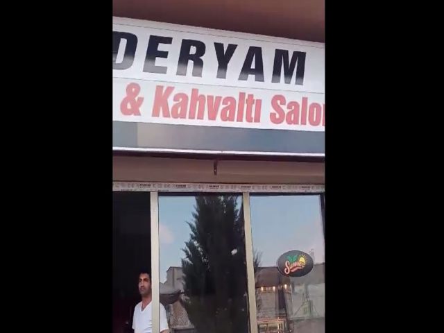 Kahvaltı sofrasına kadın eli: Deryam